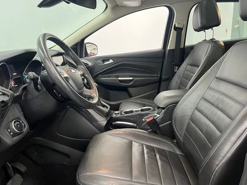 Used 2016 Ford Escape Titanium w/ Equipment Group 301A FWD image 17
