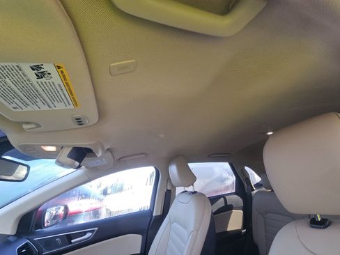 Used 2024 Ford Edge SEL w/ Convenience Package image 14