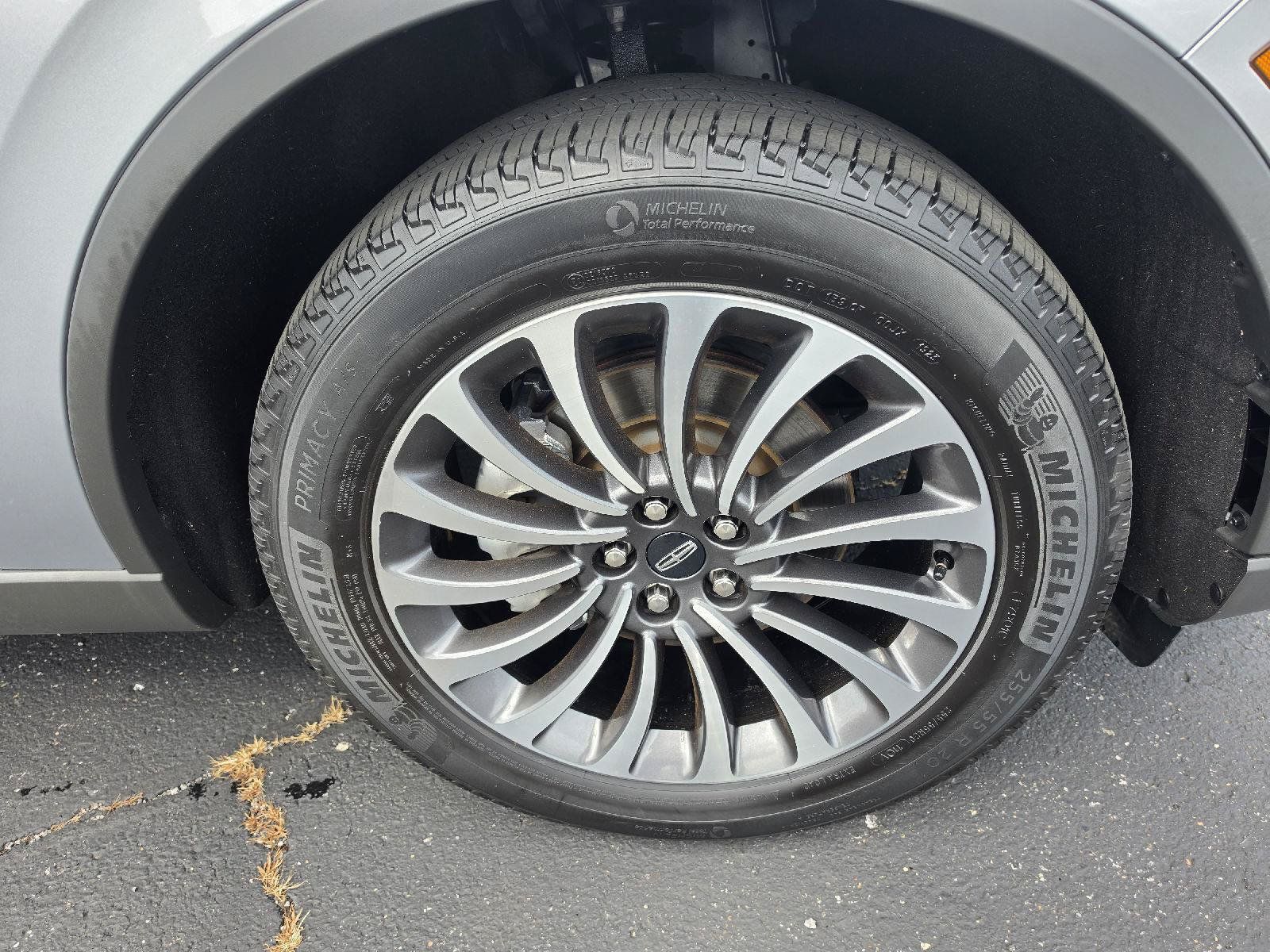 Used 2023 Lincoln Aviator AWD w/ Premium Package image 8