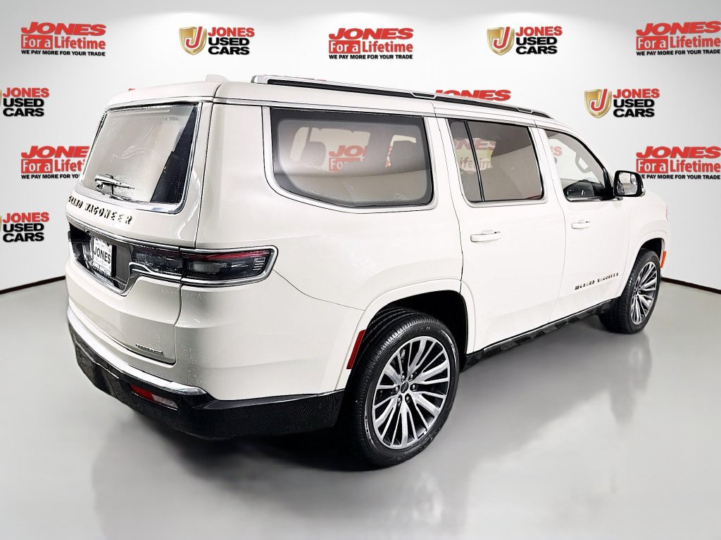Used 2022 Jeep Grand Wagoneer Series III w/ Flexible Seating Group AWD/4WD image 18
