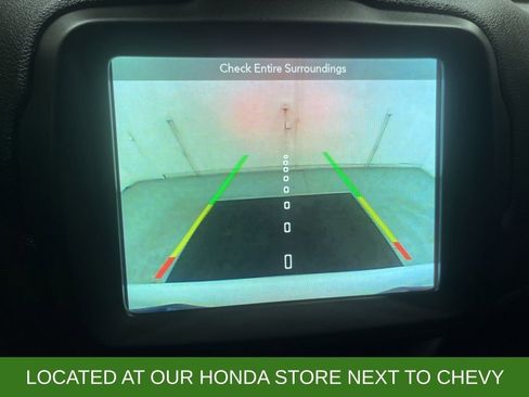 Used 2019 Jeep Renegade Trailhawk w/ UConnect 8.4 Nav Group image 18