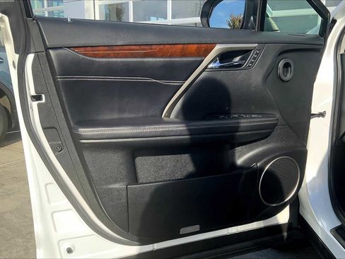 Used 2017 Lexus RX 450h AWD image 21