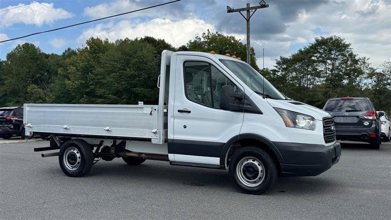 Used 2018 Ford Transit 250 138 RWD image 3