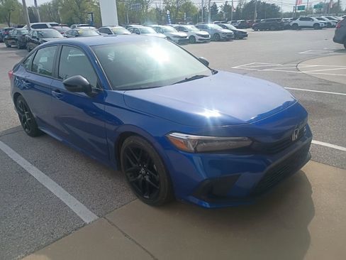 Used 2023 Honda Civic Sport image 10