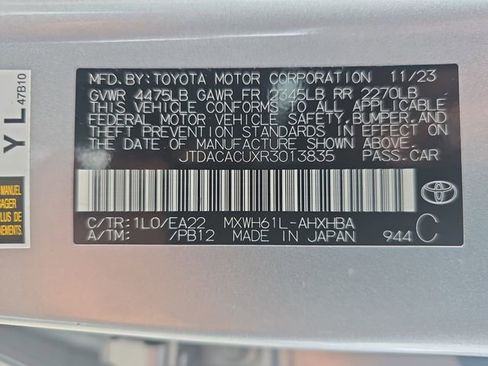 Used 2024 Toyota Prius Prime Premium image 36