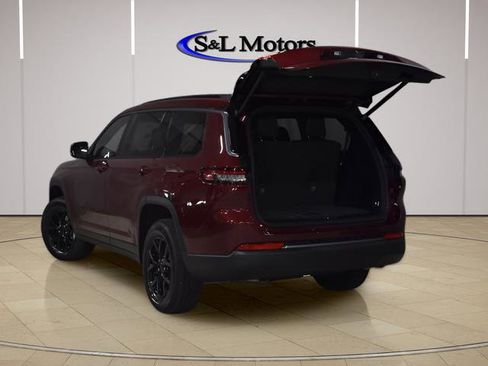 New 2026 Jeep Grand Cherokee L 4WD image 9