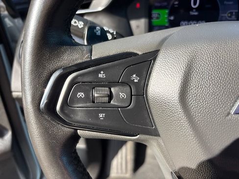 Used 2023 Chevrolet Bolt EUV Premier FWD image 24