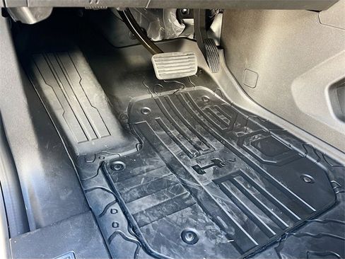 New 2026 GMC Hummer EV 4x4 Crew Cab image 14