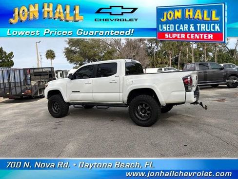 Used 2021 Toyota Tacoma Limited image 6