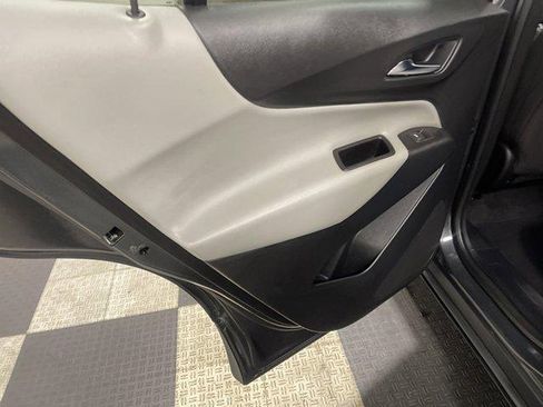 Used 2020 Chevrolet Equinox LT AWD/4WD image 11