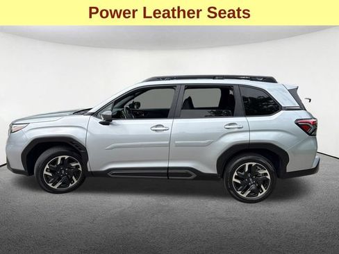 Used 2025 Subaru Forester Limited AWD/4WD image 7