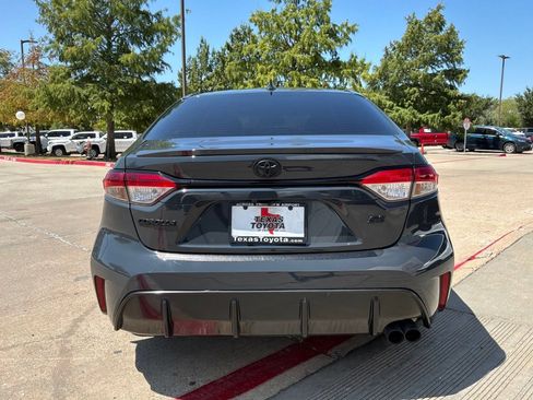 Used 2025 Toyota Corolla SE FWD image 7
