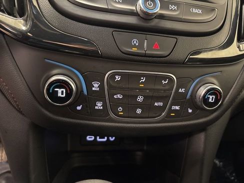Used 2022 Chevrolet Equinox RS w/ RS Leather Package FWD image 24
