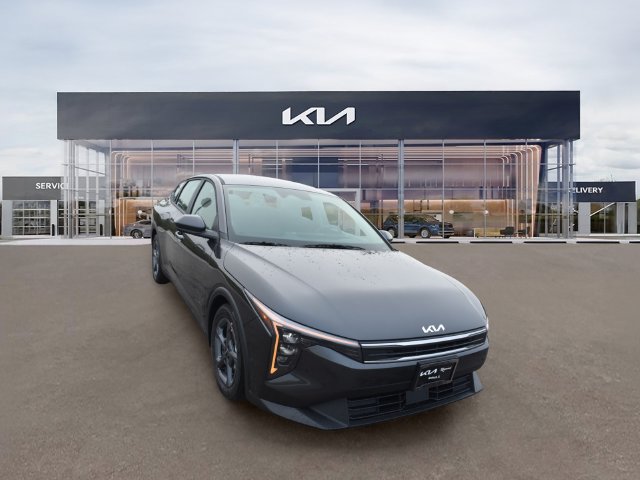 New 2026 Kia K4 FWD image 10