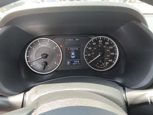 Used 2025 Nissan Sentra S FWD image 12