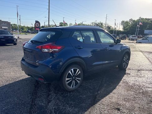 Used 2020 Nissan Kicks SV FWD image 7