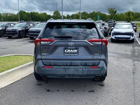 Used 2021 Toyota RAV4 XLE Premium FWD image 6