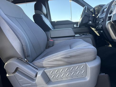 Used 2013 Ford F150 XLT w/ XLT Chrome Pkg image 12