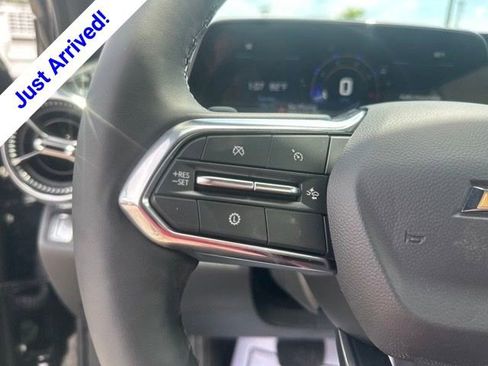 New 2026 Chevrolet Equinox LT w/ Convenience Package II FWD image 19
