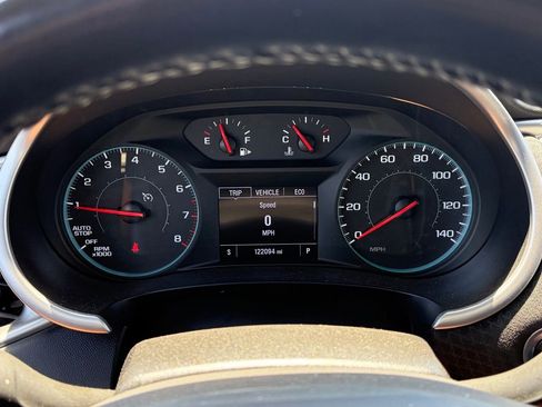 Used 2022 Chevrolet Malibu LT w/ Redline Edition FWD image 11