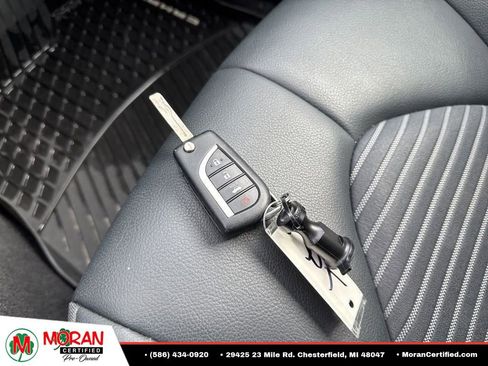 Used 2024 Toyota Camry SE FWD image 27
