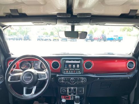 Used 2021 Jeep Wrangler Unlimited Rubicon w/ Uconnect 4C Nav & Sound Group AWD/4WD image 19