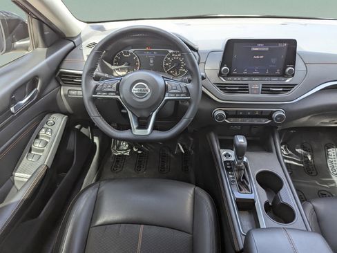 Certified 2021 Nissan Altima 2.5 SR image 13