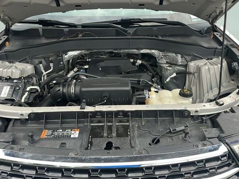 Used 2020 Ford Explorer XLT w/ Equipment Group 202A AWD/4WD image 28