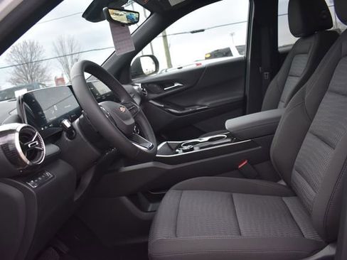 New 2026 Chevrolet Equinox LT w/ Safety and Technology Package AWD/4WD image 23