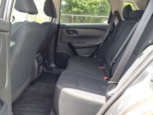 Used 2024 Nissan Rogue S AWD/4WD image 11