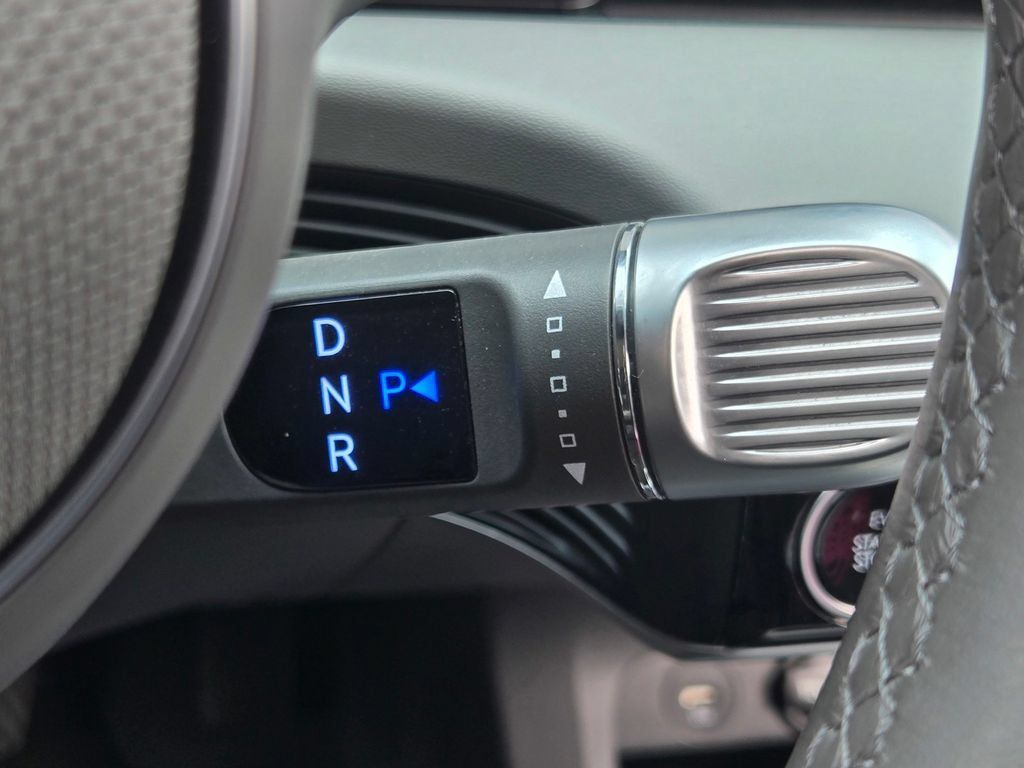 Used 2024 Hyundai Ioniq 5 SEL RWD image 25