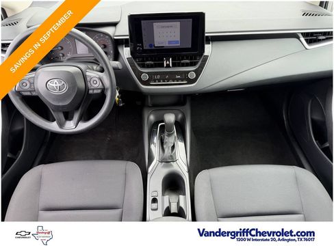 Used 2025 Toyota Corolla LE FWD image 10