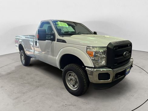 Used 2016 Ford F250 XL w/ Power Equipment Group AWD/4WD image 8