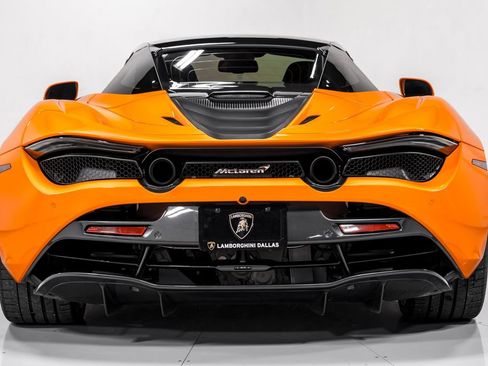 Used 2023 McLaren 720S Spider image 37
