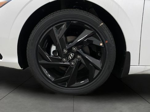 New 2026 Hyundai Elantra SEL Sport Premium image 11
