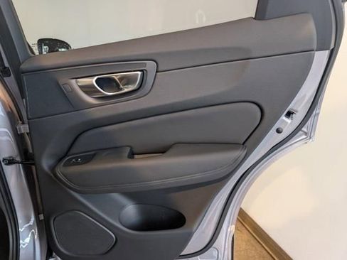 New 2026 Volvo XC60 B5 Ultra w/ Climate Package AWD/4WD image 27