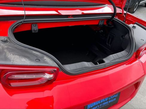 Used 2020 Chevrolet Camaro LT w/ Technology Package RWD image 17