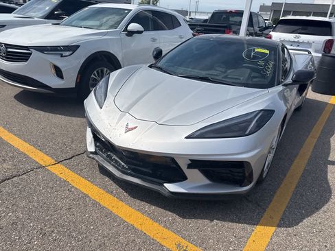 Used 2020 Chevrolet Corvette Stingray Preferred Cpe w/ 2LT Preferred Equipment Group RWD image 25