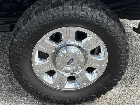 Used 2011 Ford F250 King Ranch w/ King Ranch w/Chrome Pkg AWD/4WD image 10