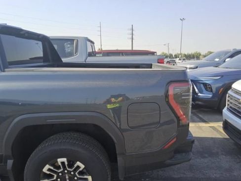 Used 2026 GMC Sierra EV Elevation AWD/4WD image 6