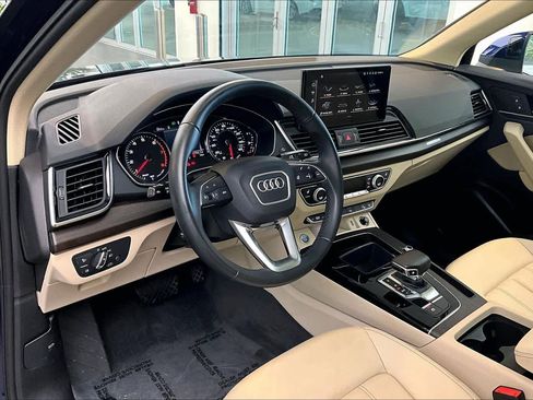 Certified 2023 Audi Q5 2.0T Premium w/ Convenience Package image 18