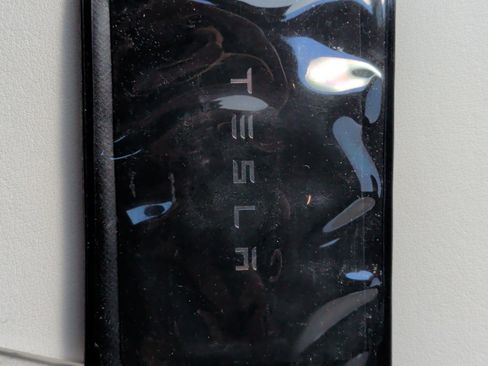 Used 2022 Tesla Model S image 35