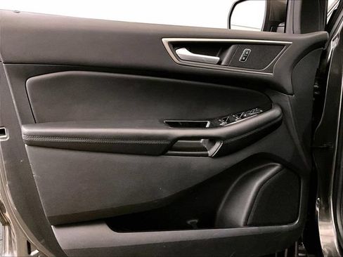 Used 2016 Ford Edge SEL w/ Equipment Group 201A AWD/4WD image 23