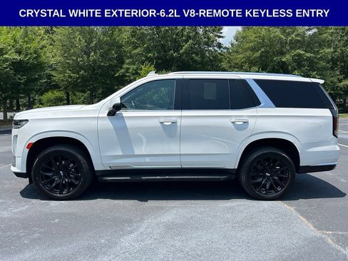 Used 2021 Cadillac Escalade Premium Luxury AWD/4WD image 13