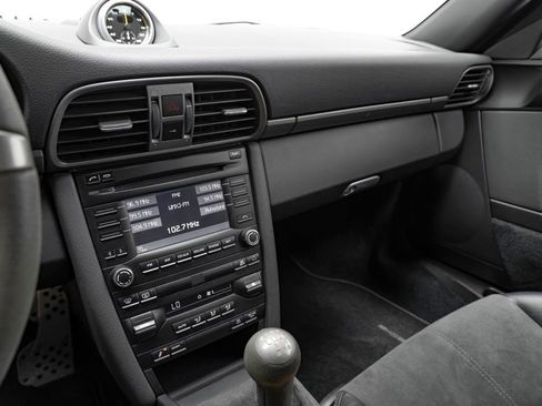 Used 2010 Porsche 911 GT3 image 19