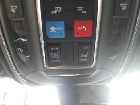 Certified 2024 Jeep Grand Cherokee Laredo X w/ Luxury Tech Group I image 26