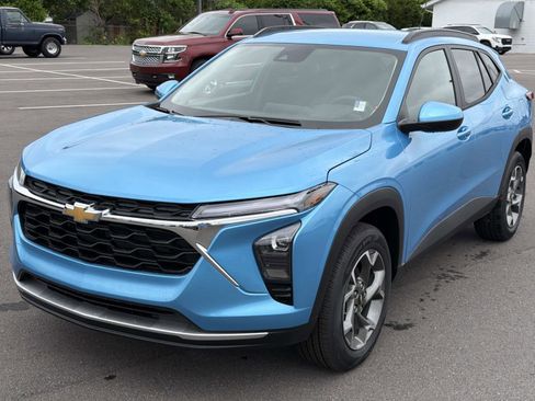 New 2026 Chevrolet Trax LT FWD image 10