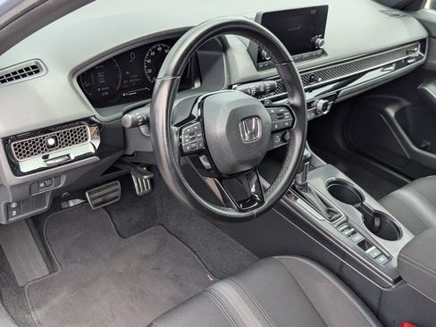 Used 2023 Honda Civic Sport image 13