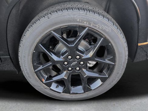Used 2026 Chevrolet Traverse RS FWD image 29