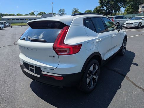 New 2026 Volvo XC40 B5 Plus w/ Protection Package Premier image 4